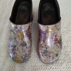 Dansko Women's Floral Mules - Multicolor